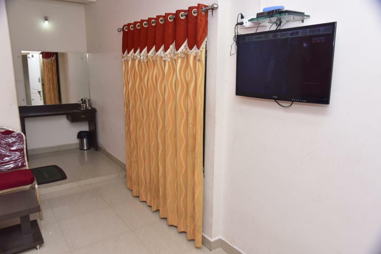 Raj Residency Hotel Mysore Buitenkant foto